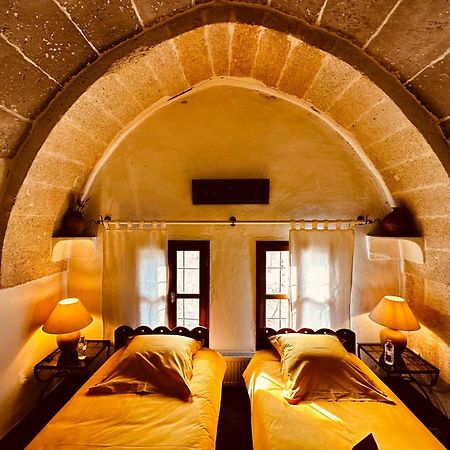 Les Maisons De Cappadoce Üchisar Bagian luar foto