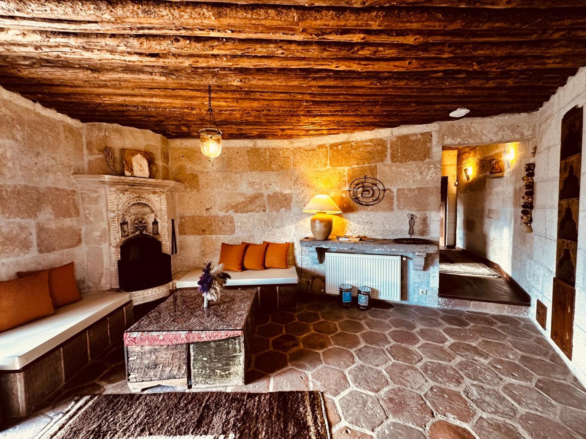 Les Maisons De Cappadoce Üchisar Bagian luar foto