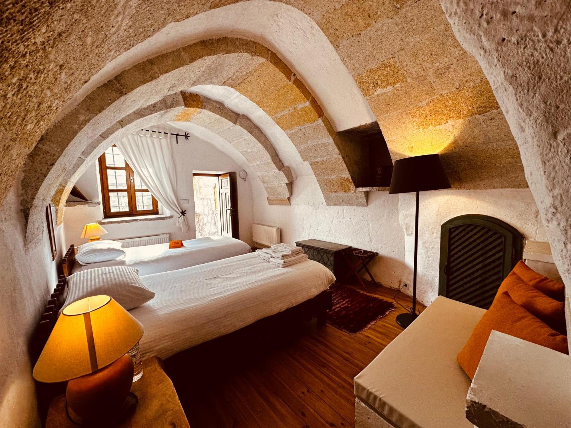 Les Maisons De Cappadoce Üchisar Bagian luar foto