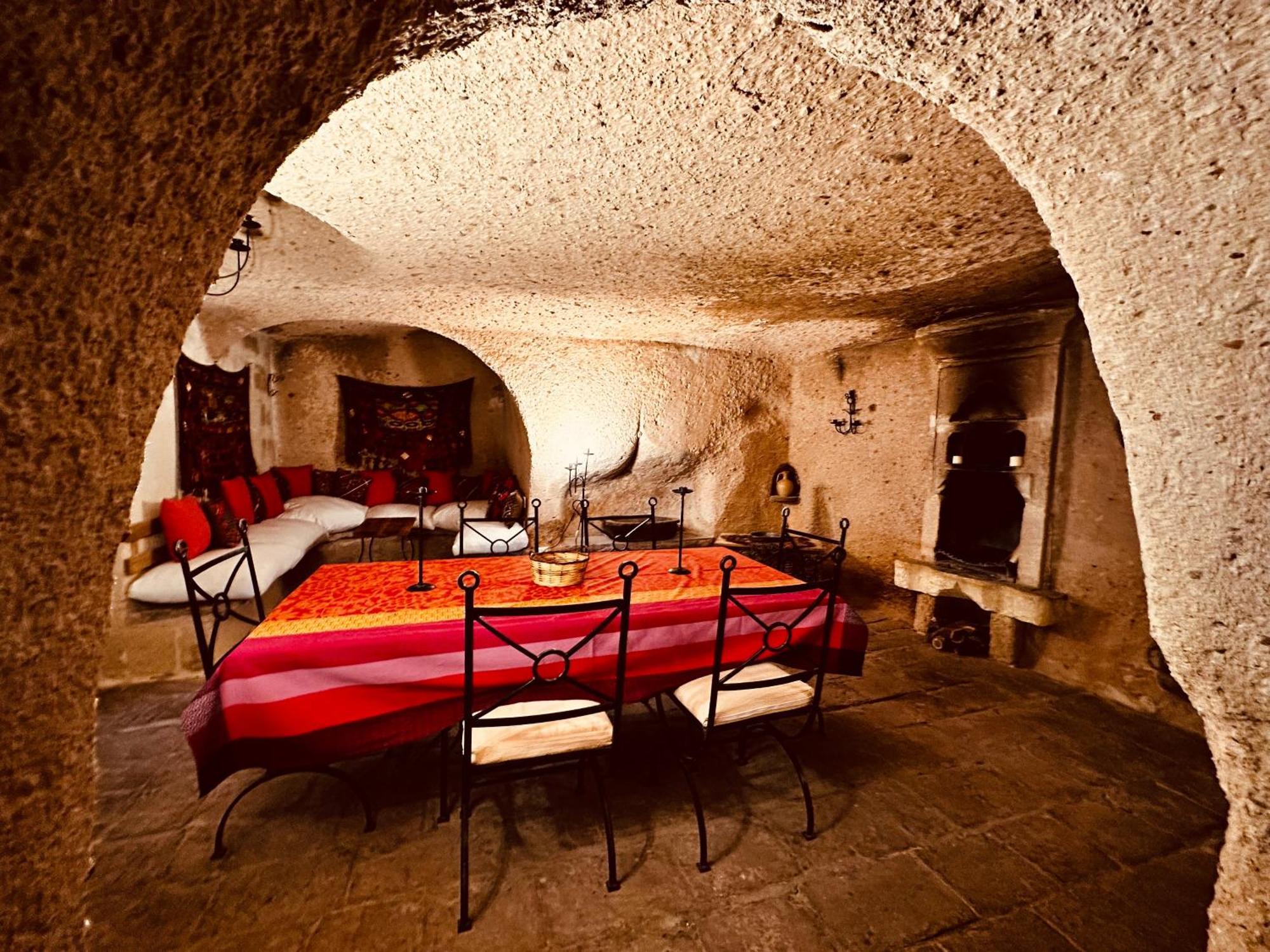 Les Maisons De Cappadoce Üchisar Bagian luar foto