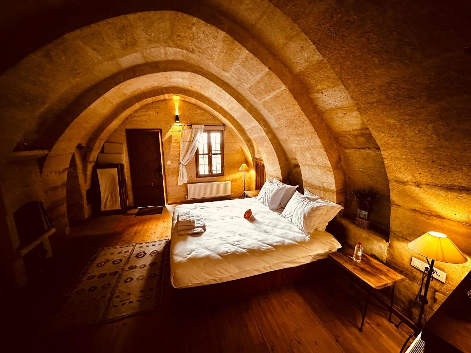 Les Maisons De Cappadoce Üchisar Bagian luar foto