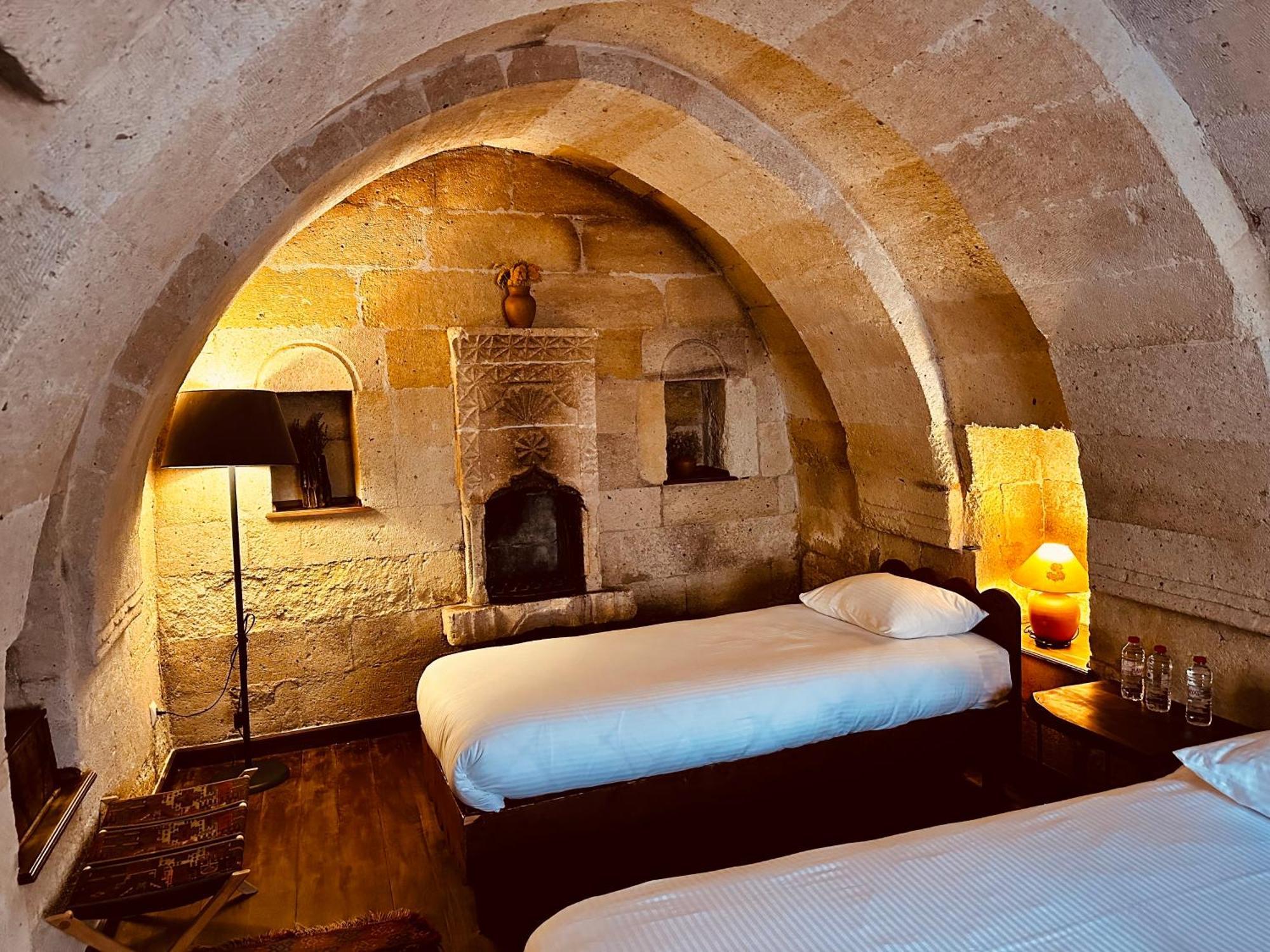 Les Maisons De Cappadoce Üchisar Bagian luar foto