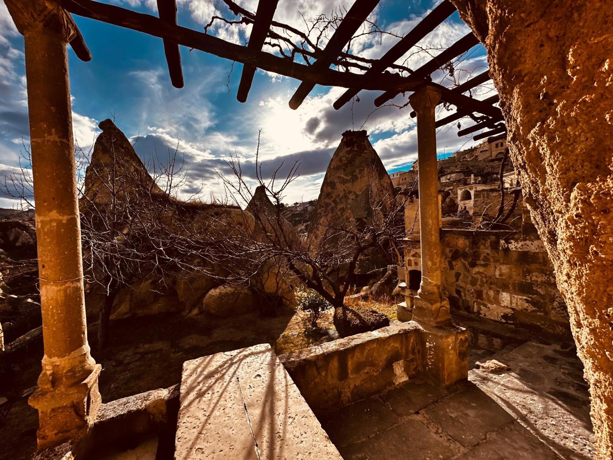Les Maisons De Cappadoce Üchisar Bagian luar foto